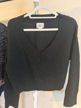 BDG Black Cropped V Neck Sweater Urban Outfitters Oversized Small